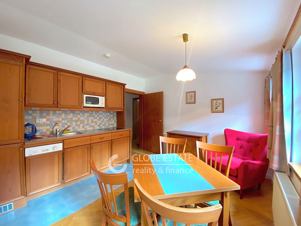 Pronájem bytu 2+kk 53 m² – fotografie 2