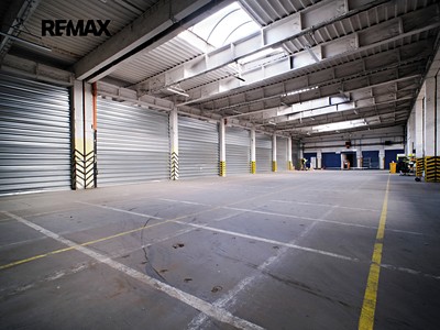 Pronájem skladového prostoru 300 m²