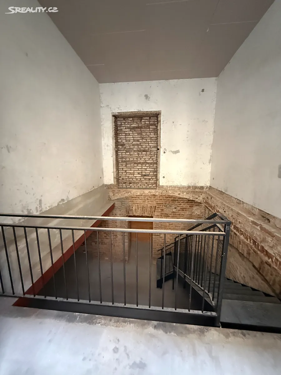 Pronájem restaurace 183 m² – další