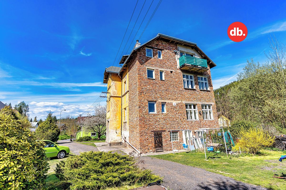Prodej vícegeneračního domu 568 m², pozemek 3740 m² – fotografie 4