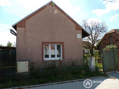 Prodej rodinného domu 120 m², pozemek 1421 m²