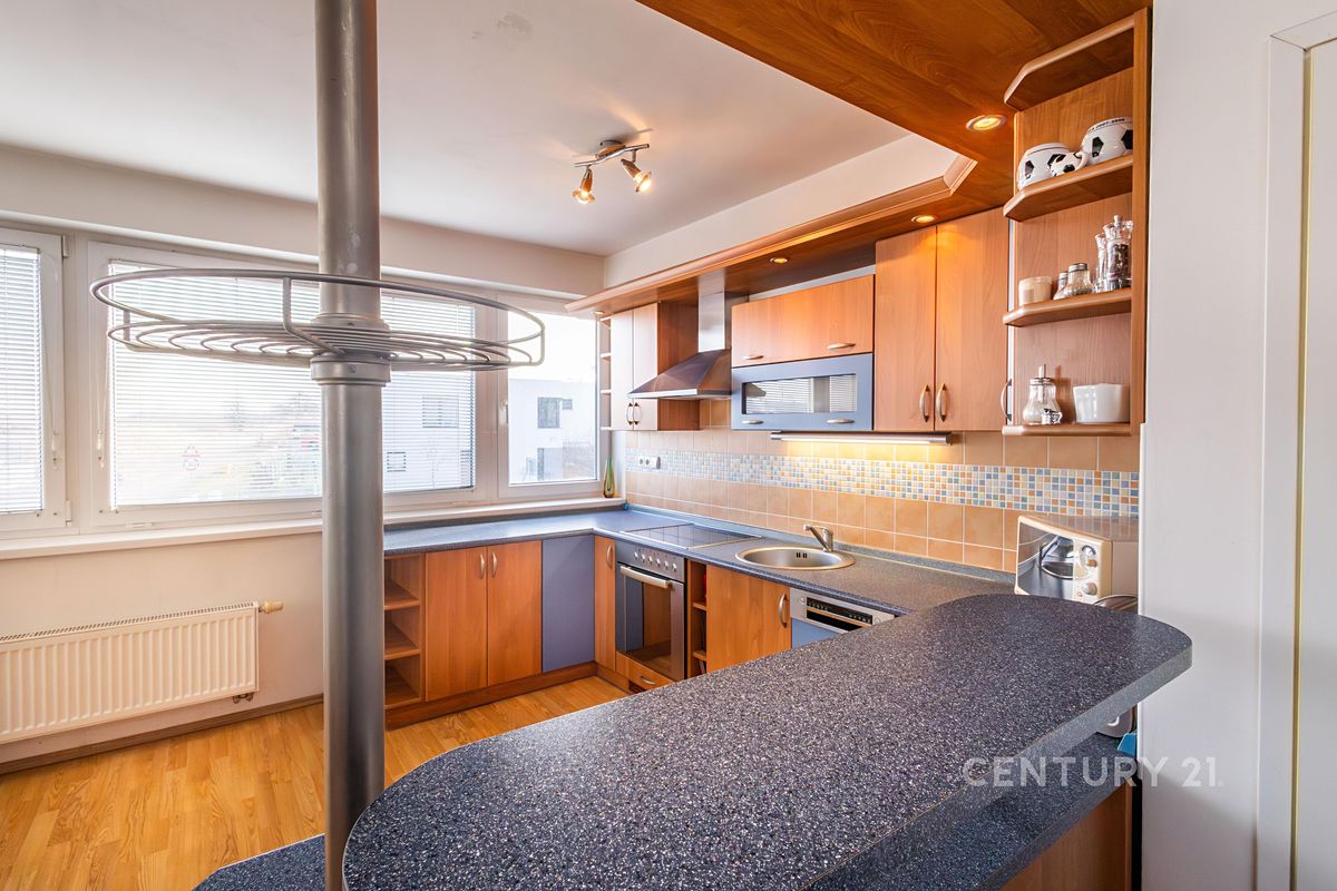 Prodej rodinného domu 101 m², pozemek 549 m² – fotografie 2