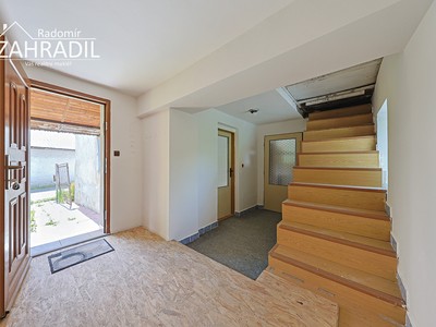 Haus zum Kauf, 90 m² (2 von 19)