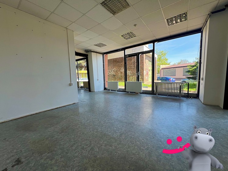 Prodej komerčního prostoru, 218 m² (13 z 19)