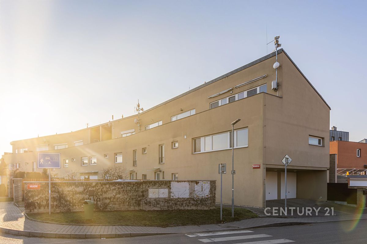 Prodej bytu 4+kk 101 m²