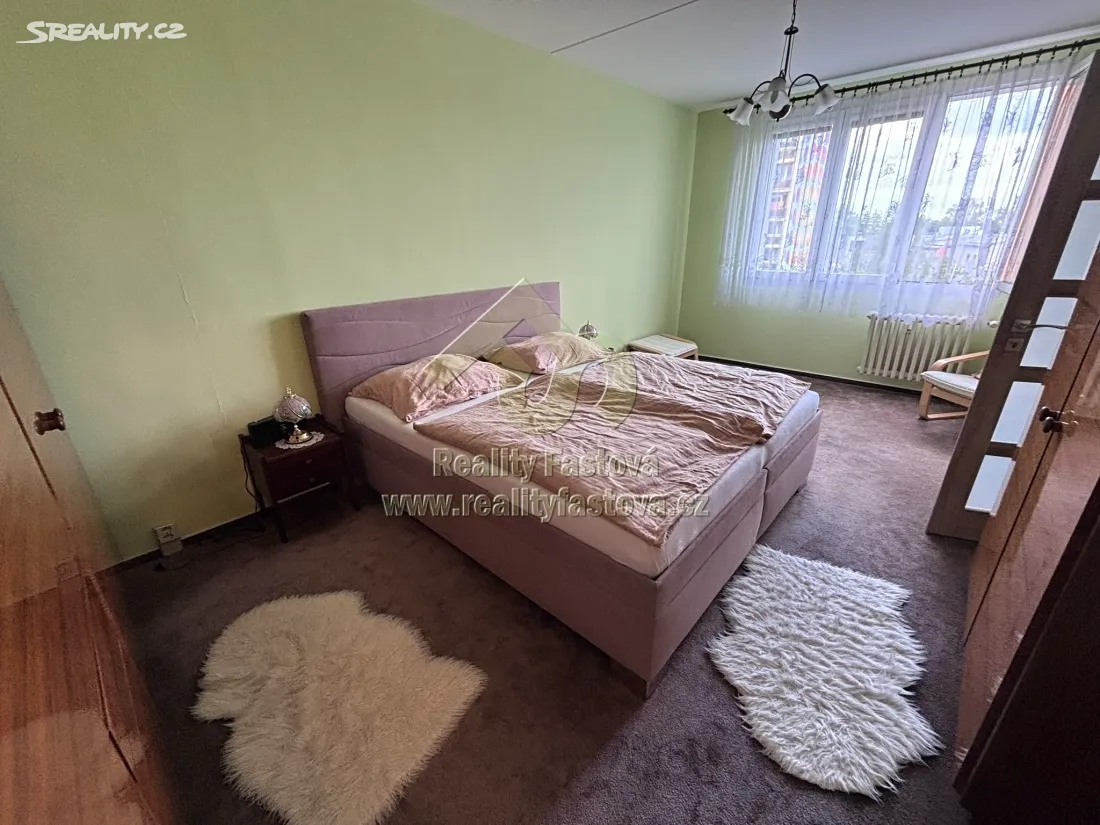 Pronájem bytu 2+1 68 m² – pohled 6