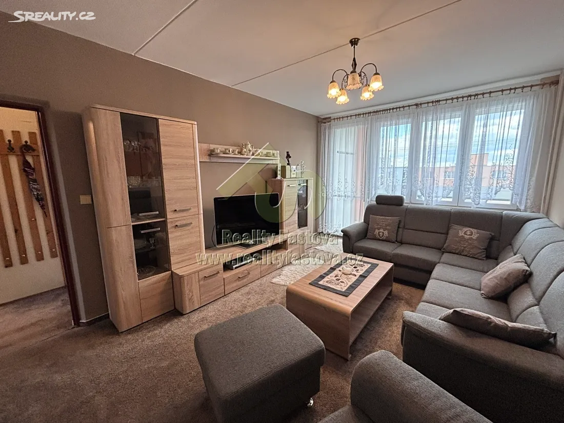 Pronájem bytu 2+1 68 m² – pohled 5