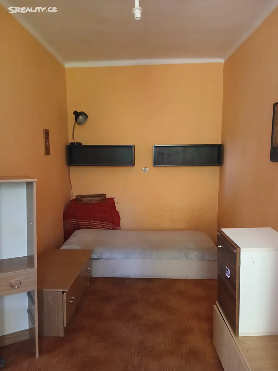 Pronájem bytu 2+1 62 m² – pohled 4