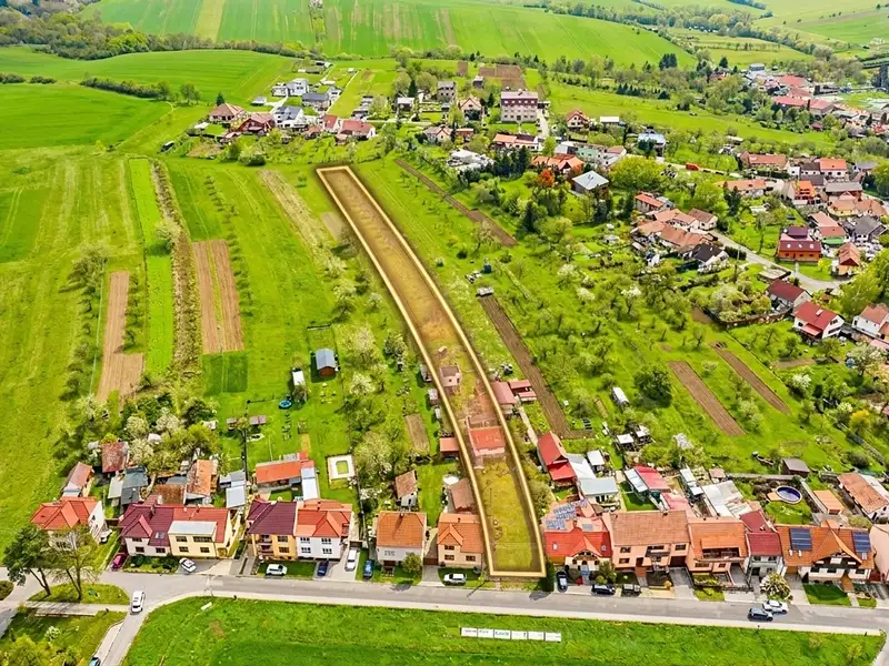 Prodej rodinného domu 290 m², pozemek 2867 m², Jalubí – náhled fotky 1