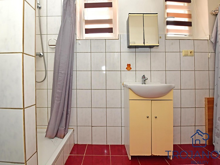 Gewerbefläche zum Kauf, 306 m² (22 von 26)