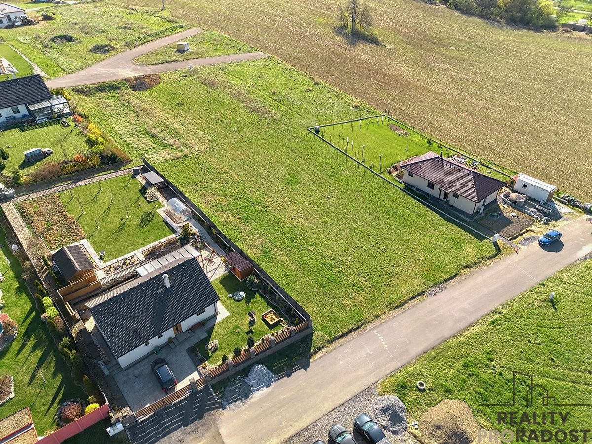 Prodej stavebního pozemku 1671 m², Jistebník – fotka 1 z 3
