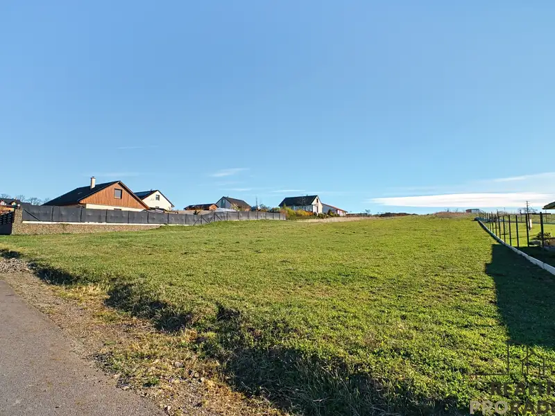 Prodej stavebního pozemku 1671 m², Jistebník – náhled fotky 3
