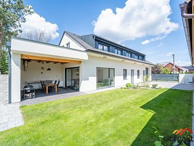 Prodej rodinného domu 240 m², pozemek 804 m²