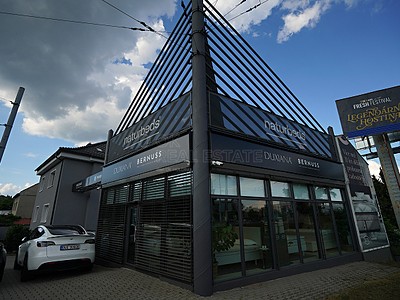 Pronájem obchodního prostoru 94 m²