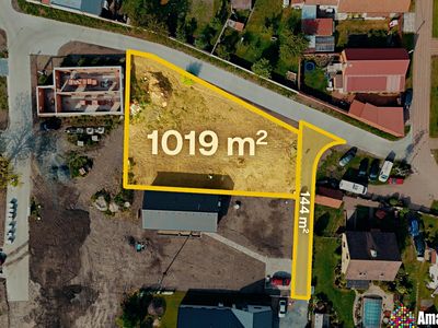 Prodej stavebního pozemku 1067 m²