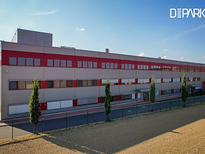 Pronájem kanceláře 850 m²