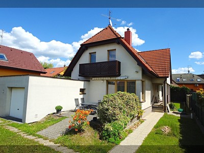 Prodej  rodinného domu 221 m², pozemek 448 m²