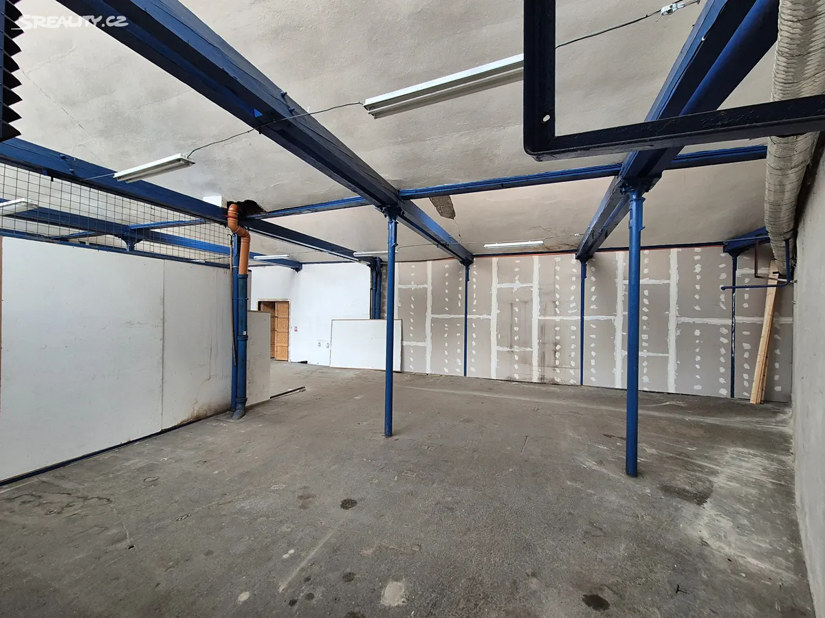 Pronájem skladového prostoru 436 m², Liberec