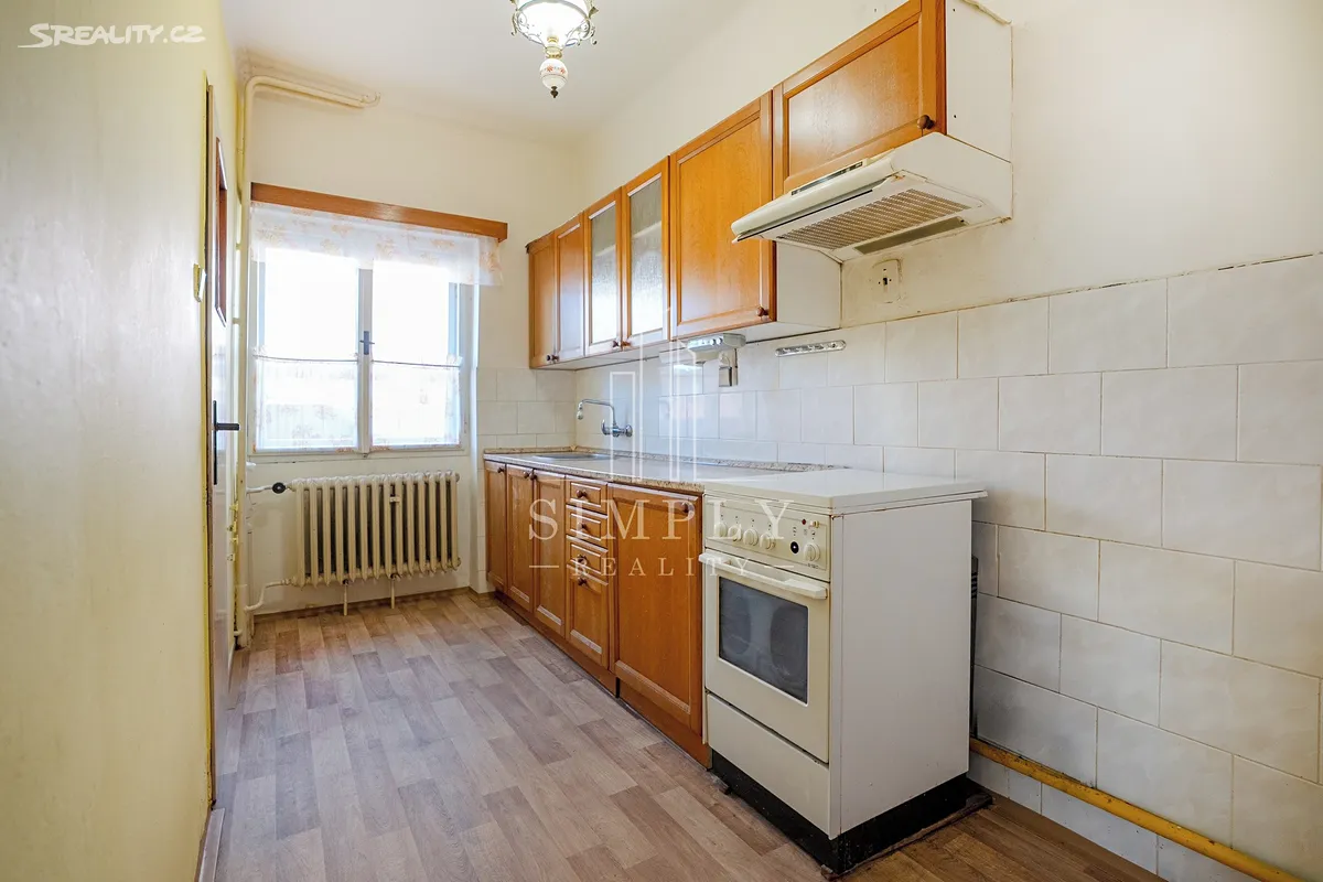 Prodej rodinného domu 200 m², pozemek 753 m² – pohled 6