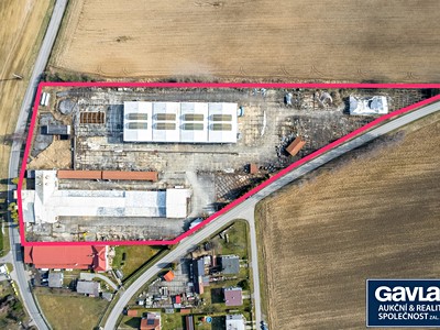 Prodej výrobní haly, prostoru 4 180 m²
