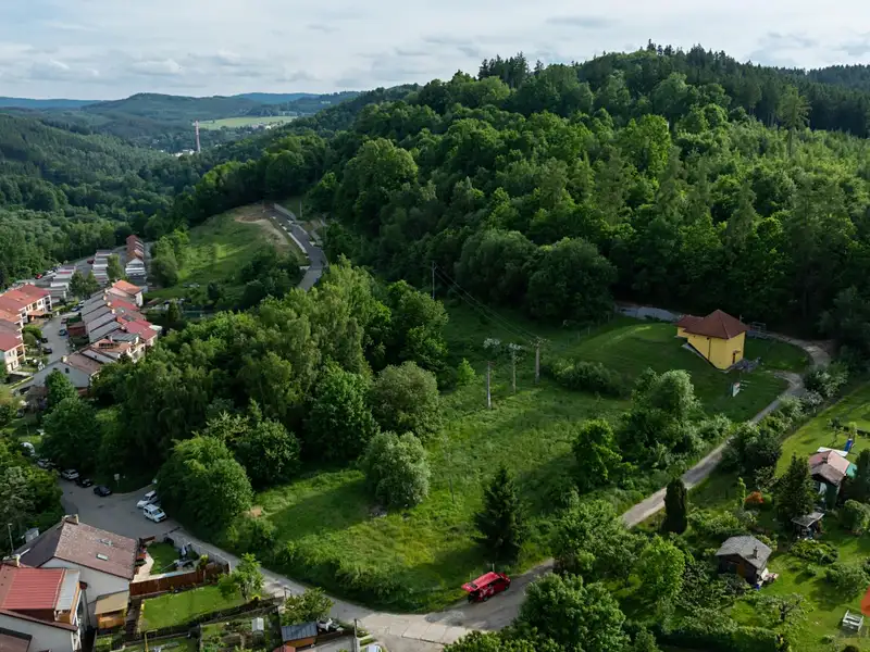 Prodej stavebního pozemku 4615 m², Český Krumlov – náhled fotky 2