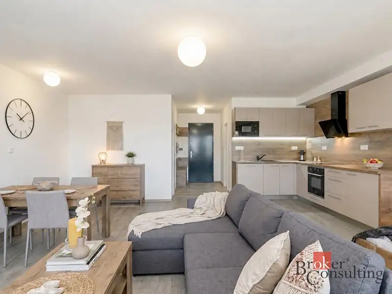 Prodej bytu 1+kk 49 m², Železná Ruda – náhled fotky 2