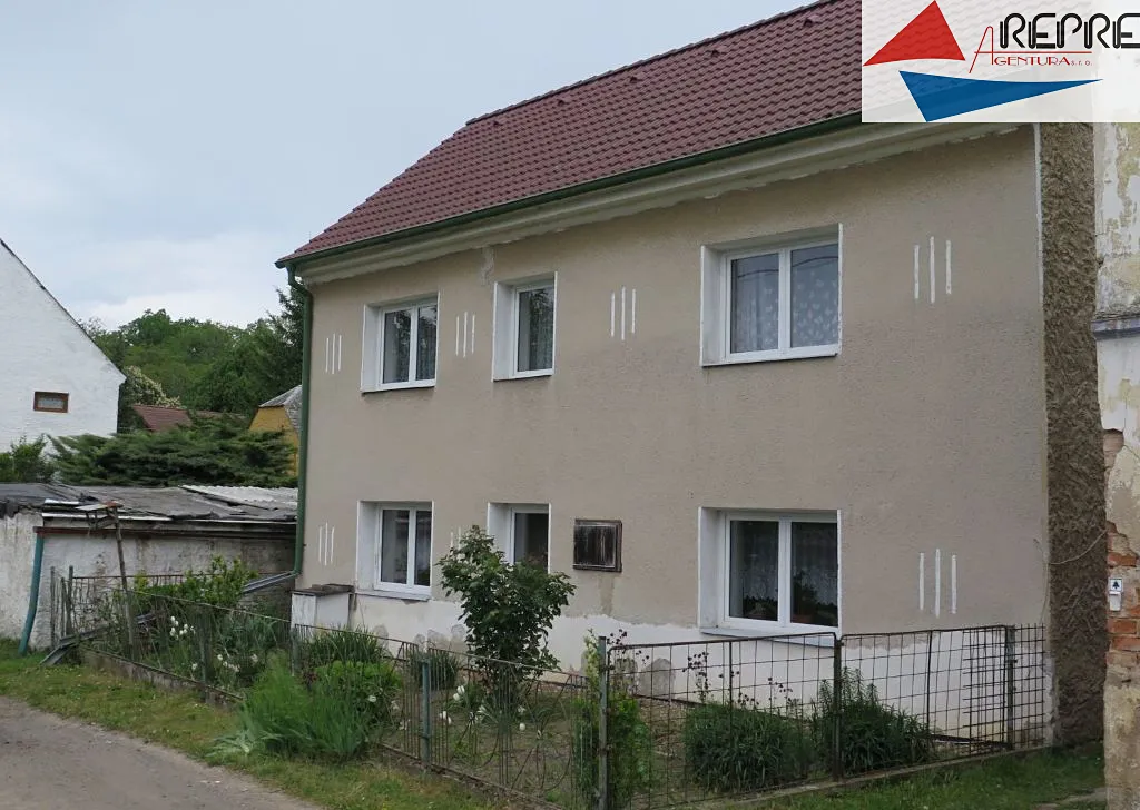 Prodej rodinného domu 120 m², pozemek 1100 m²