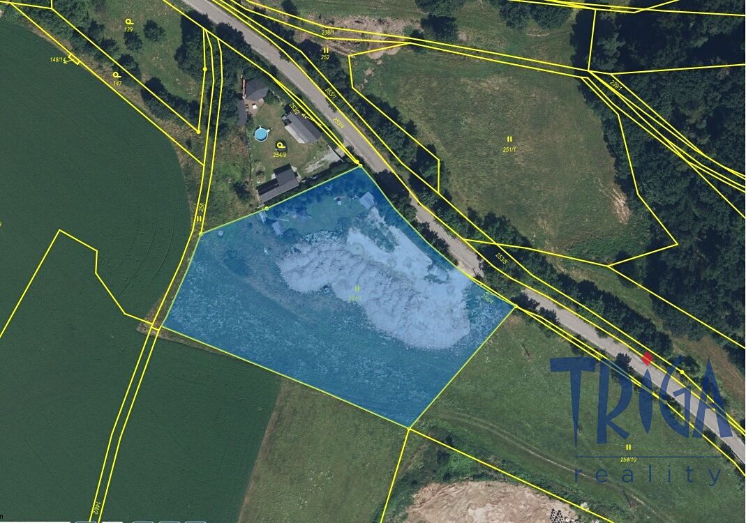 Prodej stavebního pozemku 6552 m²