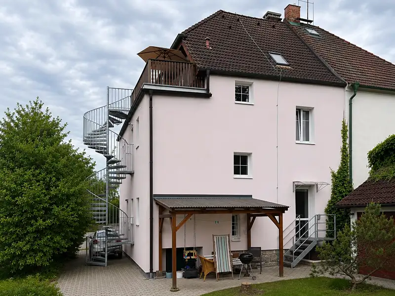 Prodej vícegeneračního domu 270 m², pozemek 433 m², Plzeň – náhled fotky 3