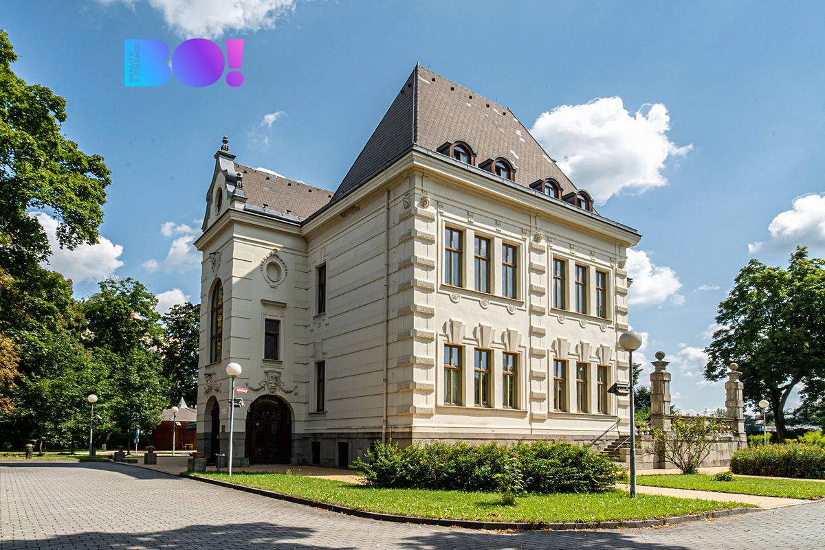 Prodej vily 1650 m², pozemek 5141 m² – fotografie 3