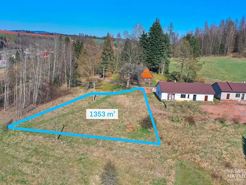 Prodej stavebního pozemku 1353 m², Chotěvice – náhled fotky 1