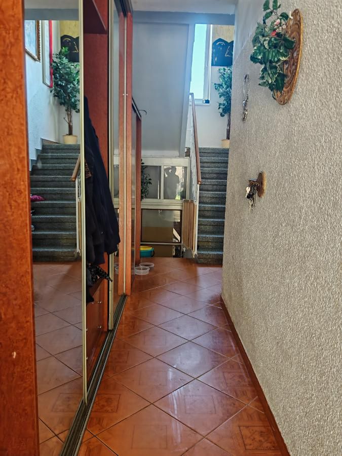 Prodej rodinného domu 160 m², pozemek 128 m² – fotografie 5