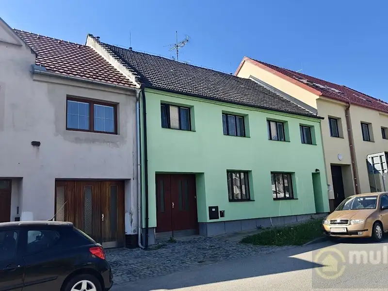 Prodej vícegeneračního domu 285 m², pozemek 361 m², Vyškov – náhled fotky 1