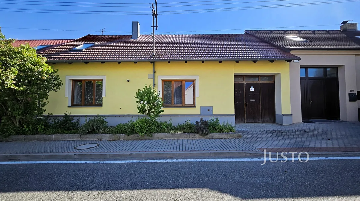 Prodej rodinného domu 156 m², pozemek 443 m²