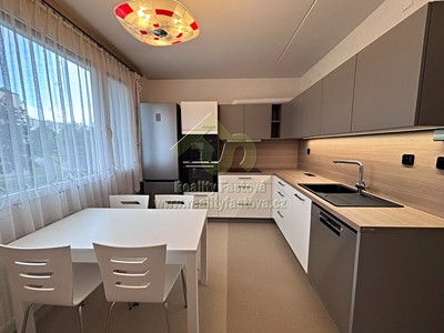 Pronájem bytu 4+1 99 m²