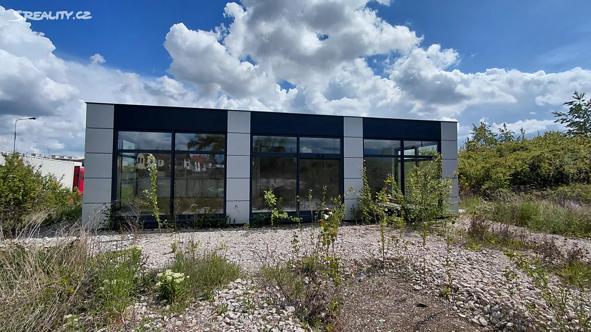 Prodej obchodního prostoru 100 m² – pohled 3