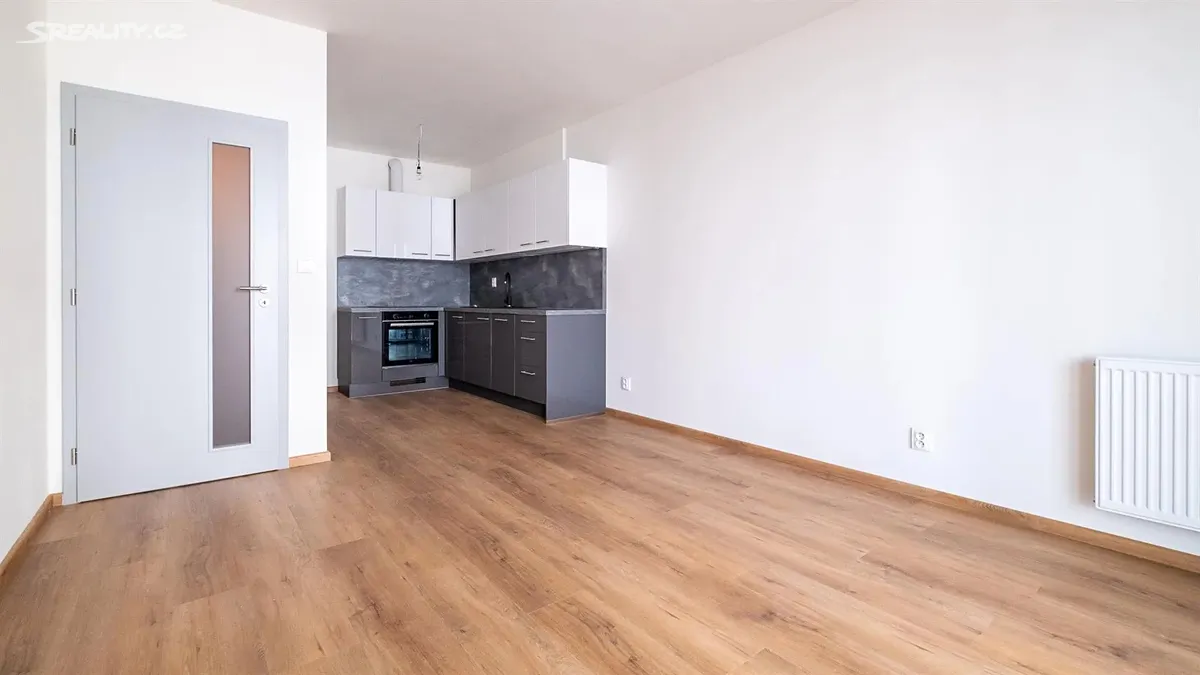Pronájem bytu 2+kk 56 m² – pohled 4