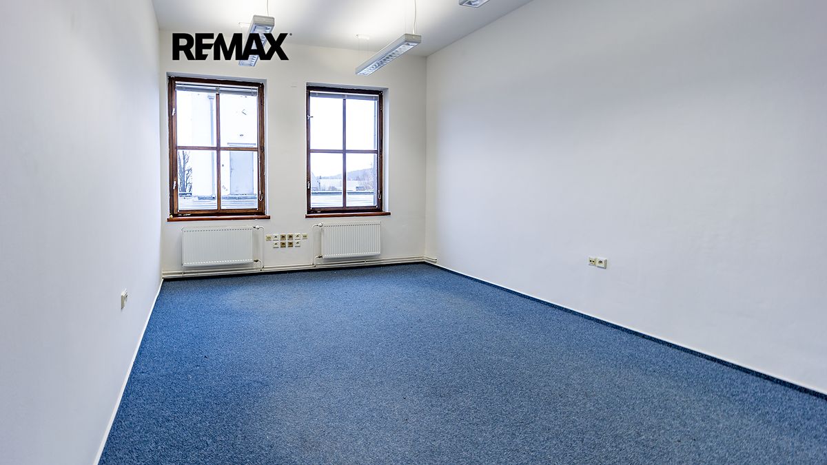 Pronájem kanceláře 23 m² – fotografie 4