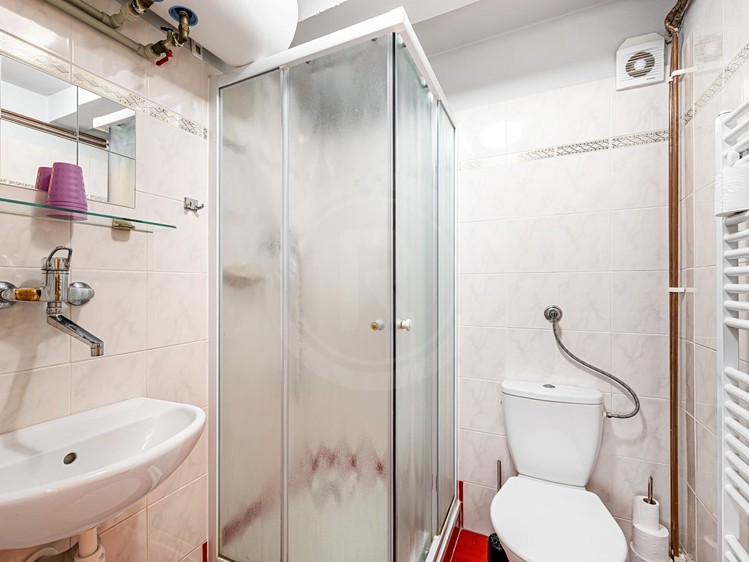 Комерційне приміщення на продаж, 500 м² (16 з 57)
