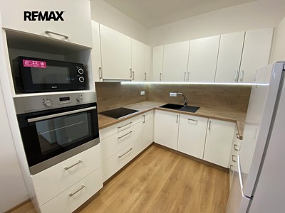 Pronájem bytu 1+kk 44 m²