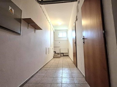 Pronájem skladového prostoru 57 m² — photo 4