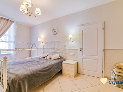 Квартира atypical на продаж, 128 м² (3 з 39)