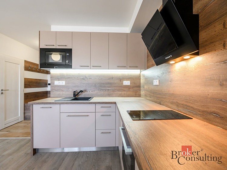 Wohnung 1+kk zum Kauf, 49 m² (7 von 10)