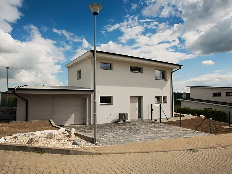 Prodej rodinného domu 191 m², pozemek 604 m², Bukovina – náhled fotky 2