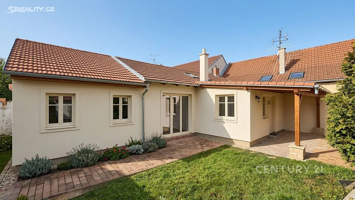 Prodej rodinného domu 204 m², pozemek 310 m², Charvátská Nová Ves