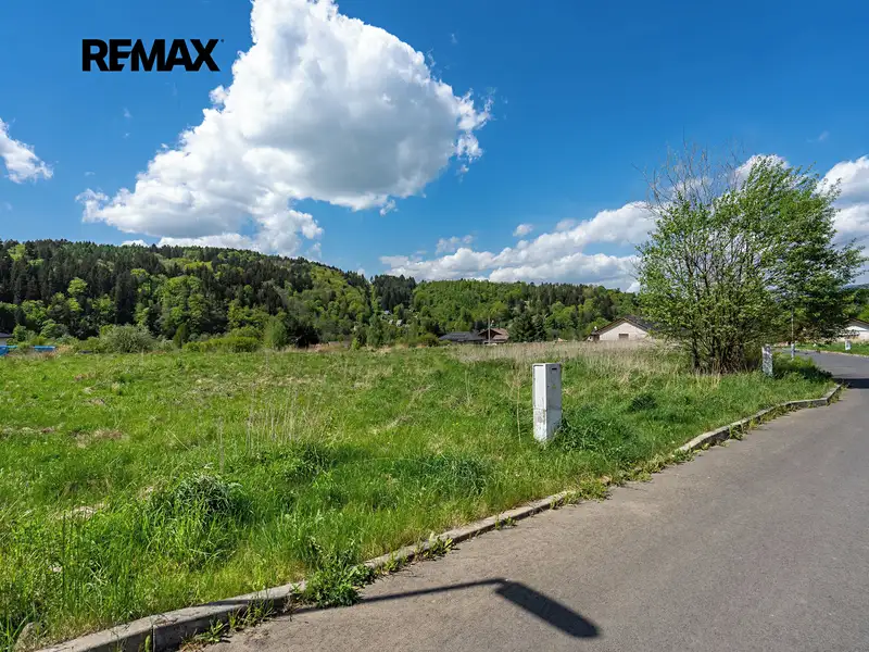Prodej stavebního pozemku 2095 m², Kyselka – náhled fotky 3