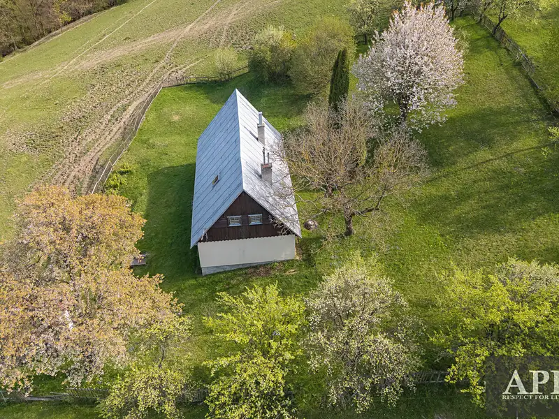 Prodej chalupy 132 m², pozemek 5985 m², Lopeník – náhled fotky 3