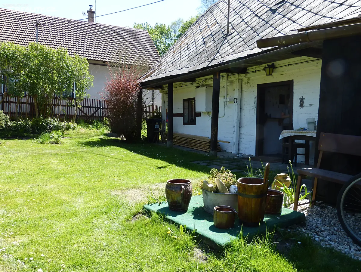 Prodej chalupy 100 m², pozemek 1557 m² – pohled 2