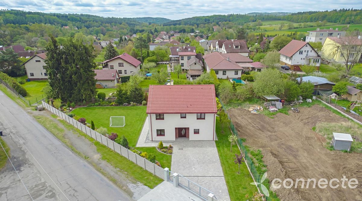 Prodej rodinného domu 161 m², pozemek 1087 m² – fotografie 5