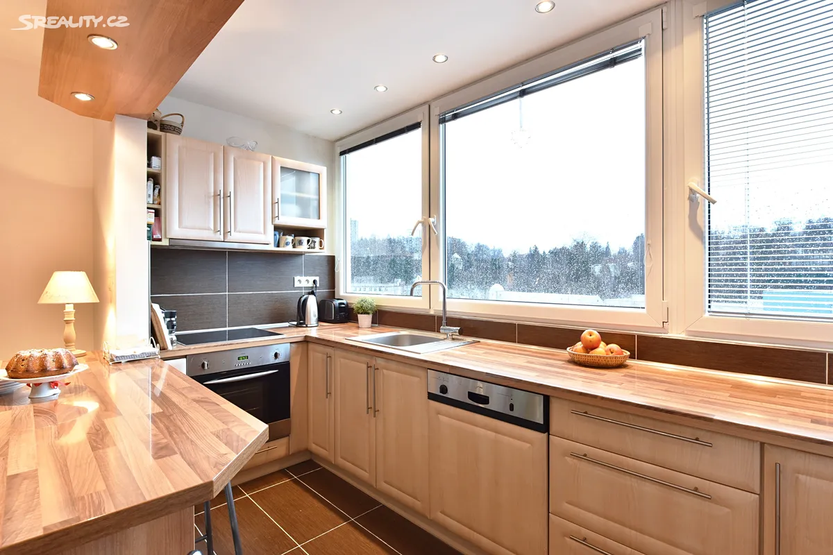 Pronájem bytu 4+kk 80 m² - Widok 4